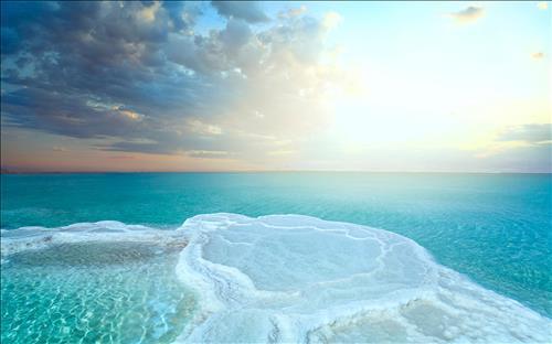 Salt Lakes and Dead Sea图1
